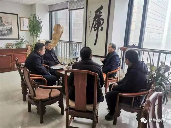  座談中
